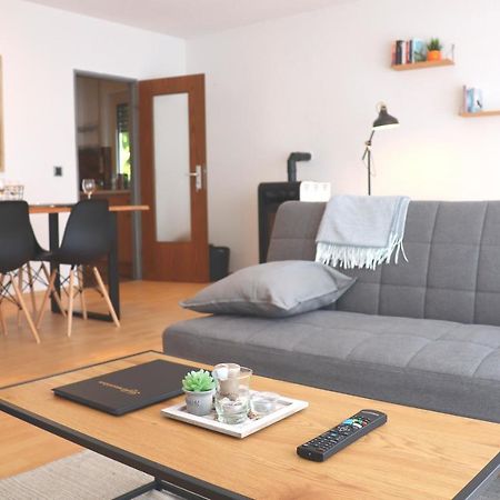 Cozy Apartment Mit Sonnenterrasse, Ofen & Netflix Melschede Exterior photo