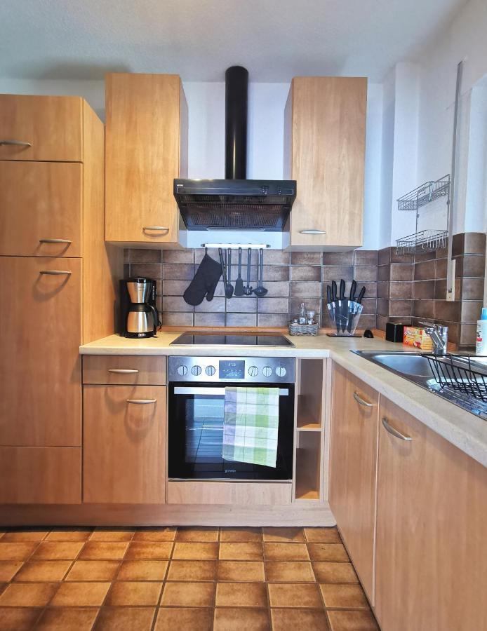 Cozy Apartment Mit Sonnenterrasse, Ofen & Netflix Melschede Exterior photo